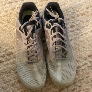 On cloud mens sneaker